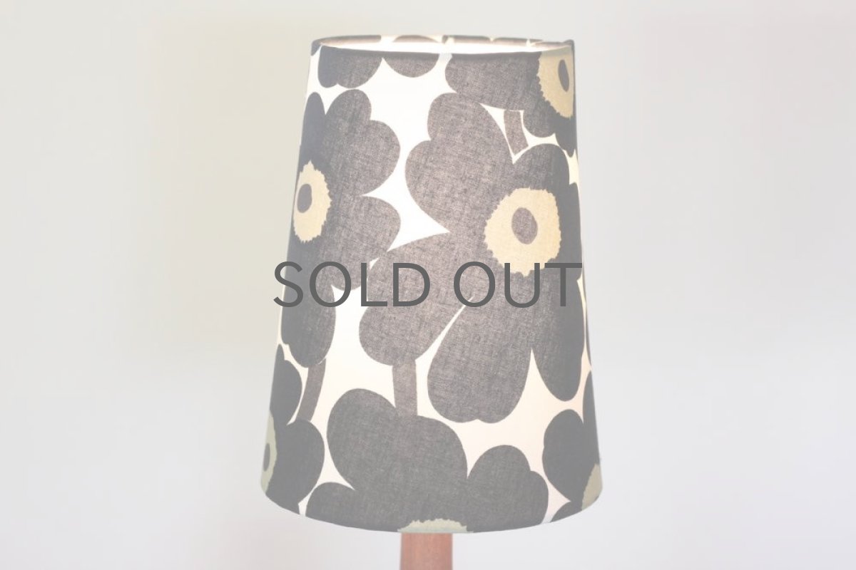 画像2: ビンテージ北欧雑貨/テーブルライト/チーク+マリメッコシェード/unikkoウニッコ/ブラック (2)