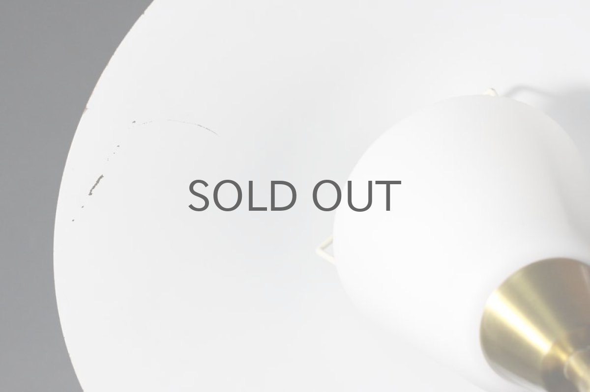 画像5: 北欧デンマークテーブルライト 真鍮×ガラス×チーク (5)