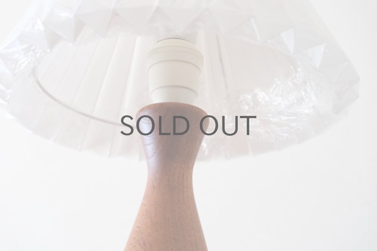 画像3: ビンテージ北欧照明/テーブルライト/スウェーデン/チーク支柱✕ジャバラシェード/No.1 (3)