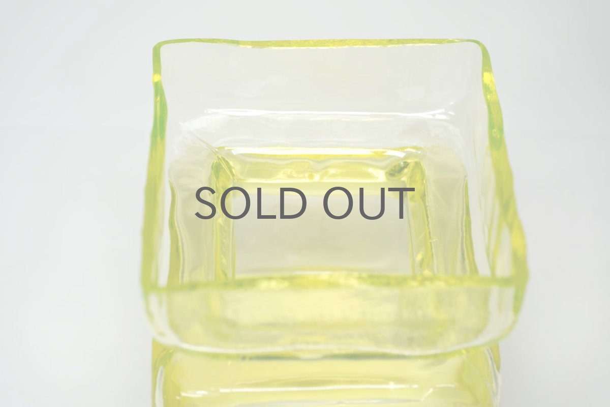 画像2: 北欧雑貨/RIIHIMÄKI lasi/リーヒマエンラシ/Palaシリーズ/花瓶/イエロー/Lサイズ (2)