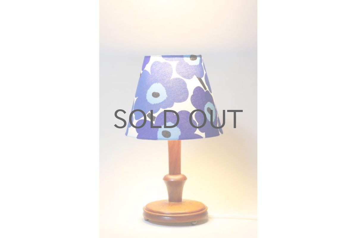 画像3: テーブルライト チーク+マリメッコシェード  unikkoウニッコ ブルー (3)