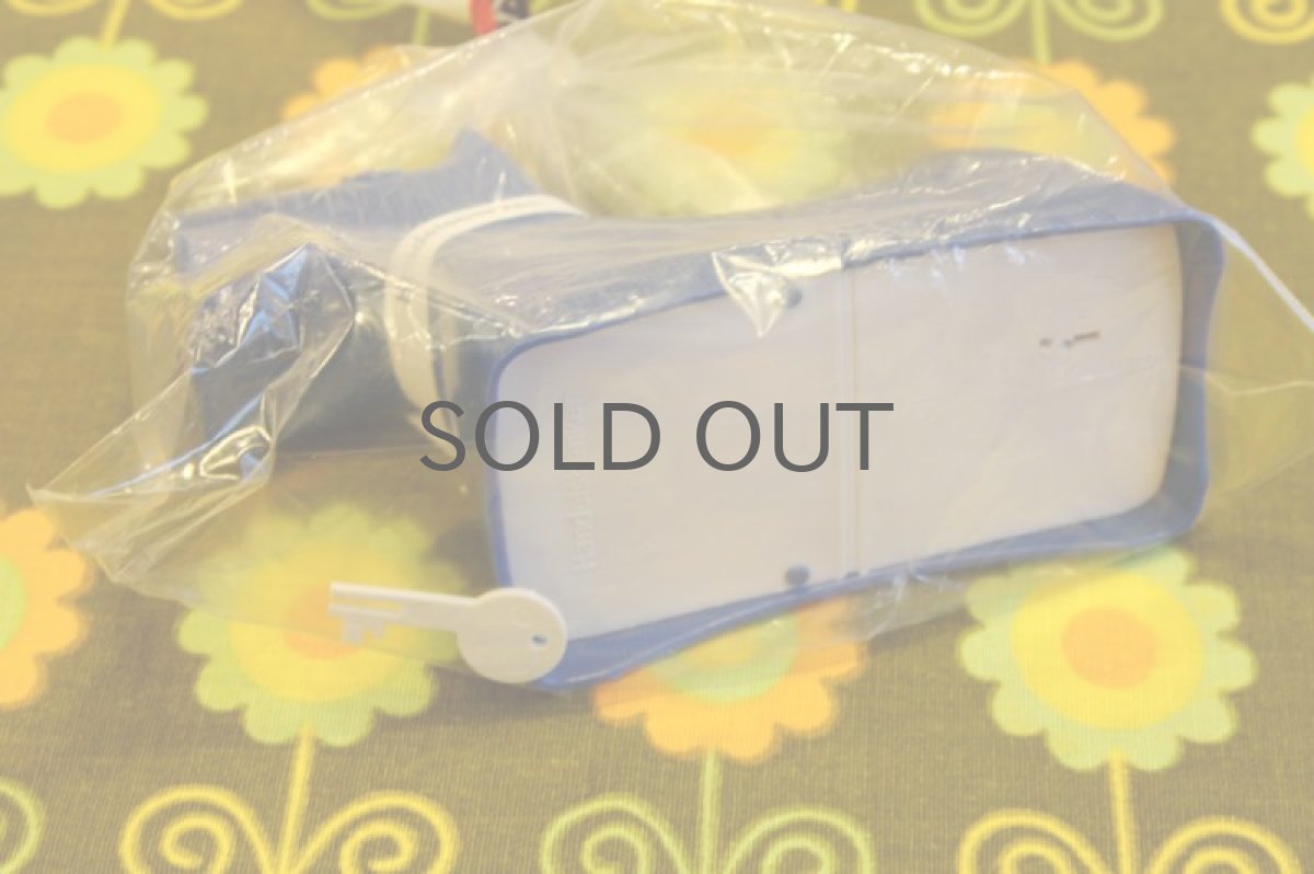 画像3: 北欧雑貨 Stig Lindberg/スティグ・リンドベリ 貯金箱 ブルー 未開封  (3)