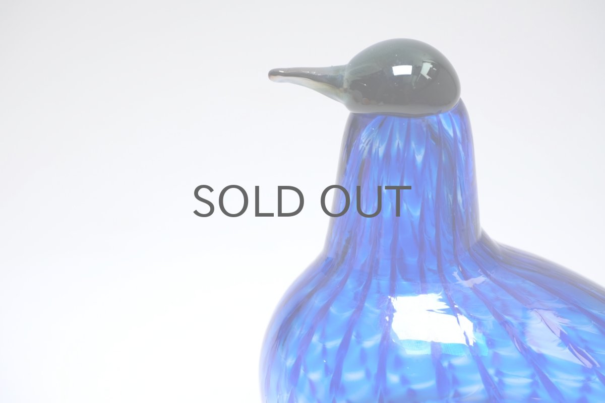 画像2: 北欧アートガラス/ビンテージガラス/Oiva Toikka/オイバ・トイッカ/Nuutajarvi/スペシャルバード/Sinikyyhky/Jorvin Sairaala/1990年 (2)