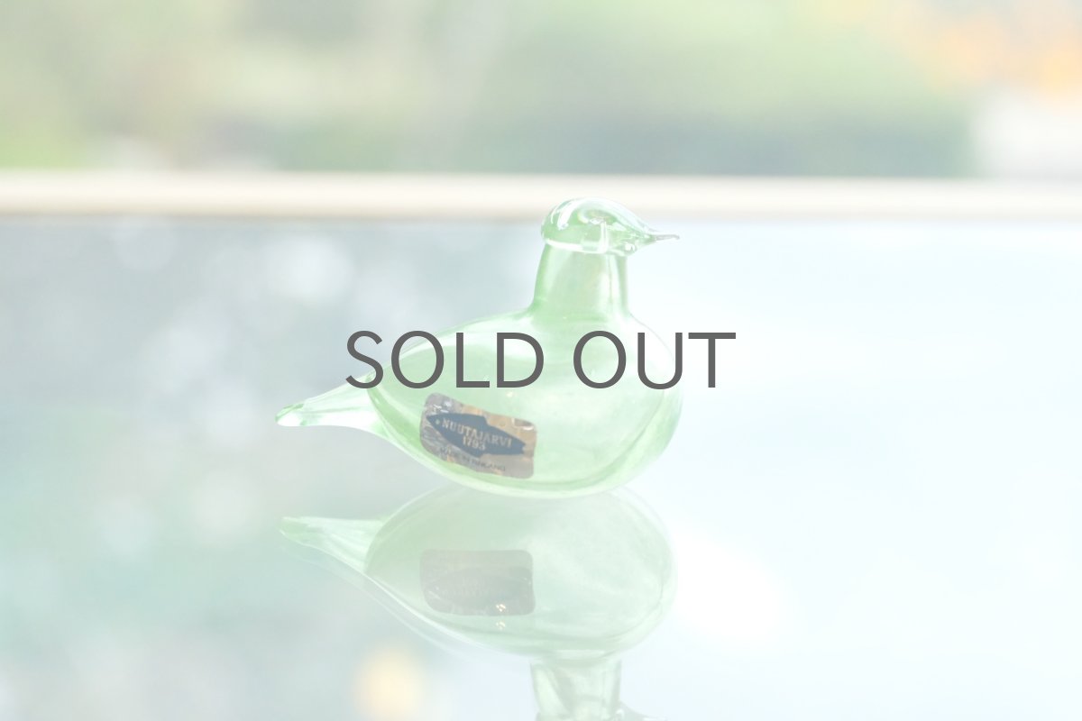 画像1: 北欧アートガラス/iittala/イッタラバード/Oiva Toikka/オイバトイッカ/Hippiainen/ヒッピアイネン/Golden-Crested Kinglet/企業バード/ライム (1)