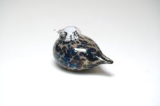 画像4: 北欧アートガラス/iittala/イッタラバード/Oiva Toikka/オイバトイッカ/Pikku Hippi/ピックヒッピ/Small GoldCrest//巣付き/スモーク&ブラック斑点/No.2 (4)