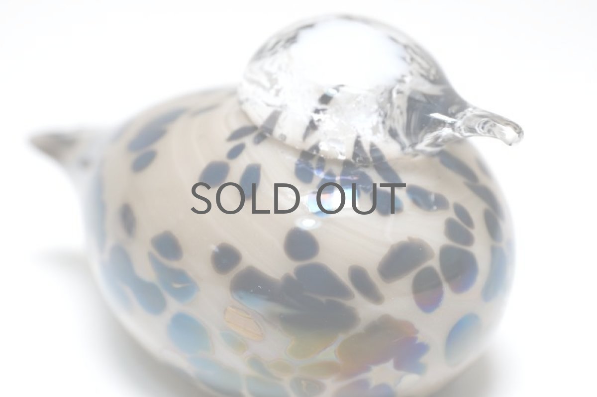 画像7: 北欧アートガラス/iittala/イッタラバード/Oiva Toikka/オイバトイッカ/Pikku Hippi/ピックヒッピ/Small GoldCrest//巣付き/スモーク&ブラック斑点/No.2 (7)