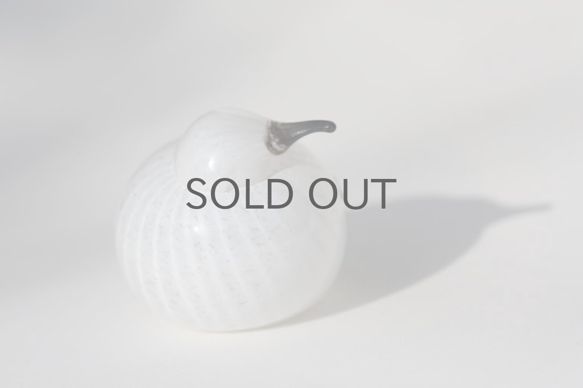 画像2: 北欧アートガラス/ビンテージガラス/Oiva Toikka/オイバトイッカ/イッタラ/Nuutajarvi/ヌータヤルヴィ/Birds/バード/Peukaloinen/Wren  (2)