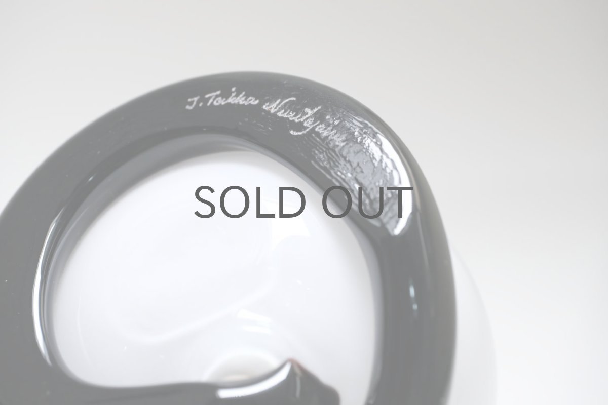 画像5: 北欧アートガラス/ビンテージガラス/Inkeri Toikka/インケリ・トイッカ/Kissa/ネコ/ホワイト＆ボルドー (5)