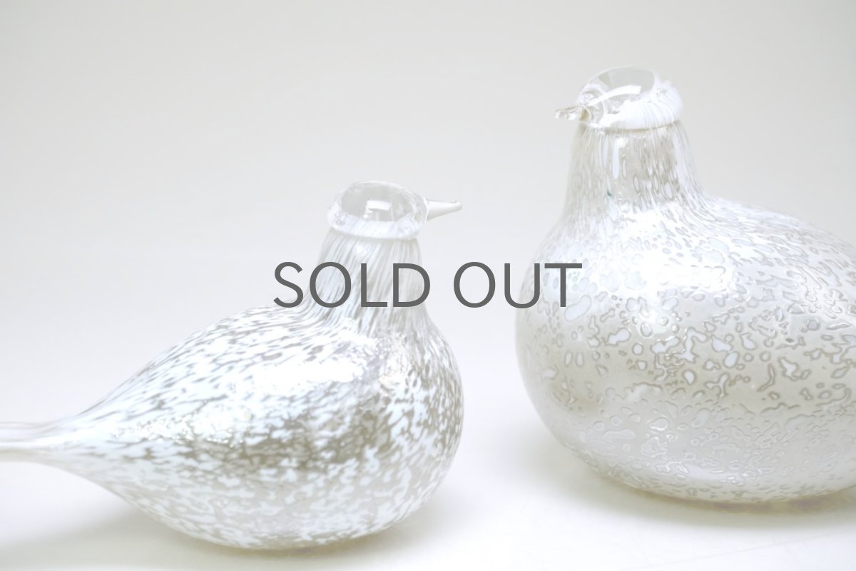 左の小さな子です。