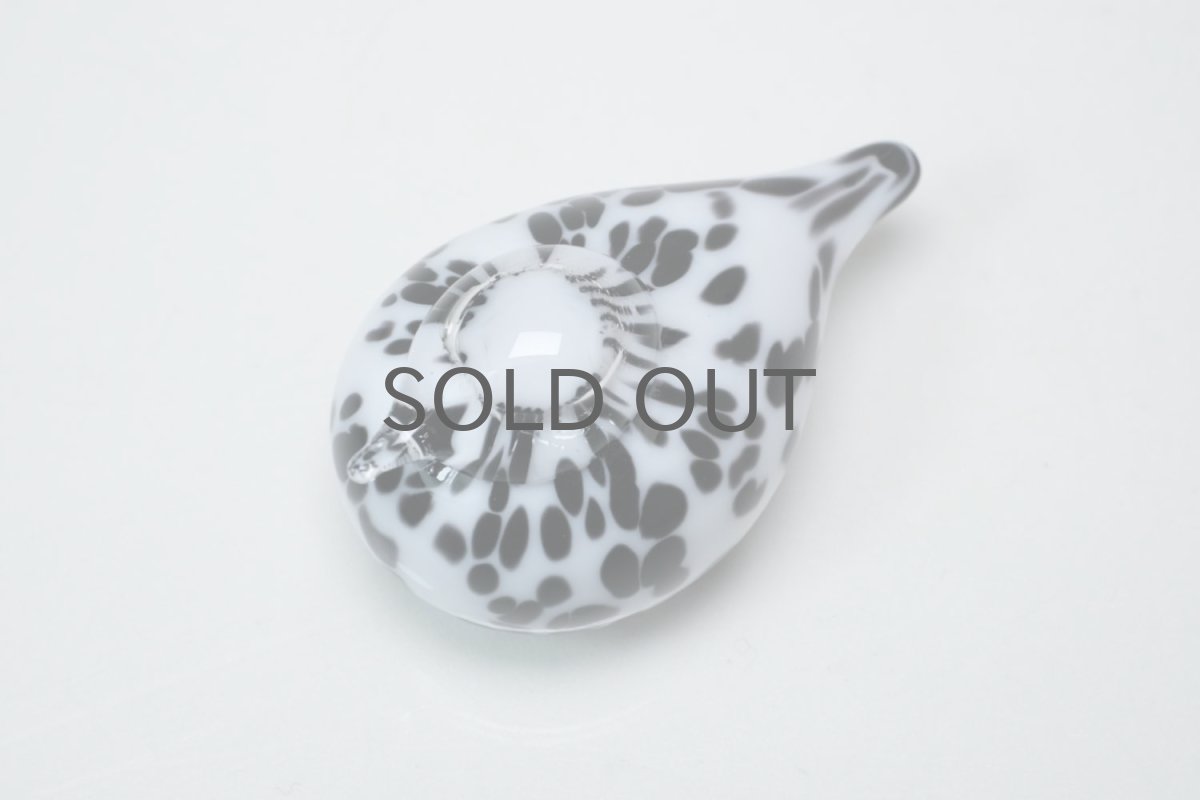 画像5: 北欧アートガラス/iittala/イッタラバード/Oiva Toikka/オイバトイッカ/Small GoldCrest/2004/スモールゴールドクレスト/ホワイト&ブラックラ斑点/No.3 (5)