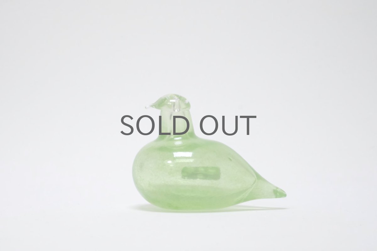画像1: 北欧アートガラス/iittala/イッタラバード/Oiva Toikka/オイバトイッカ/Hippiainen/ヒッピアイネン/Golden-Crested Kinglet/ライムグリーン (1)
