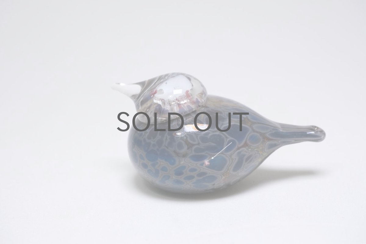 画像2: 北欧アートガラス/Oiva Toikka/オイバトイッカ/Pikku Hippi/ピックヒッピ/Small Goldencrest/ダークベージュ×グレー斑点/巣付き (2)