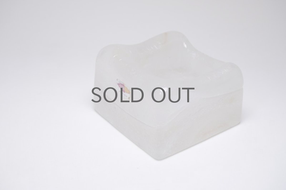 画像2: 北欧ガラス/Oiva Toikka/オイバ・トイッカ/Nuutajarvi/ヌータヤルヴィ/IGLU/イグルー/スクエアー/ホワイト/ブティックシール付き (2)