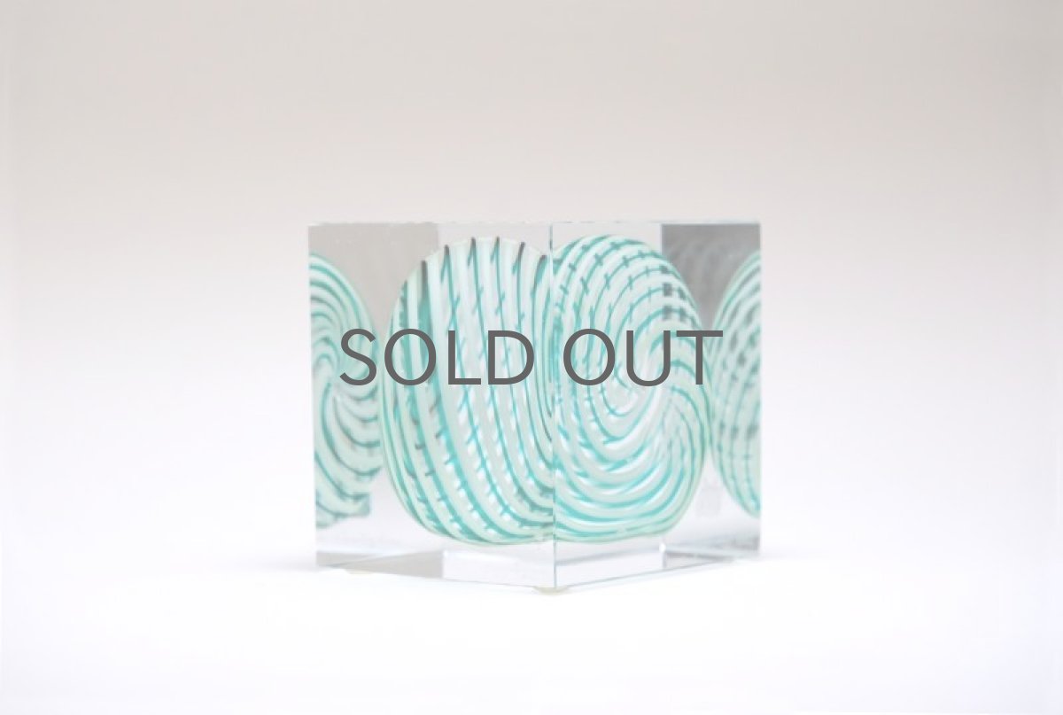 画像2: 北欧アートガラス/ビンテージガラス/アートピース/Oiva Toikka/オイバトイッカ/Cube/スペシャルキューブ/ライトグリーン (2)