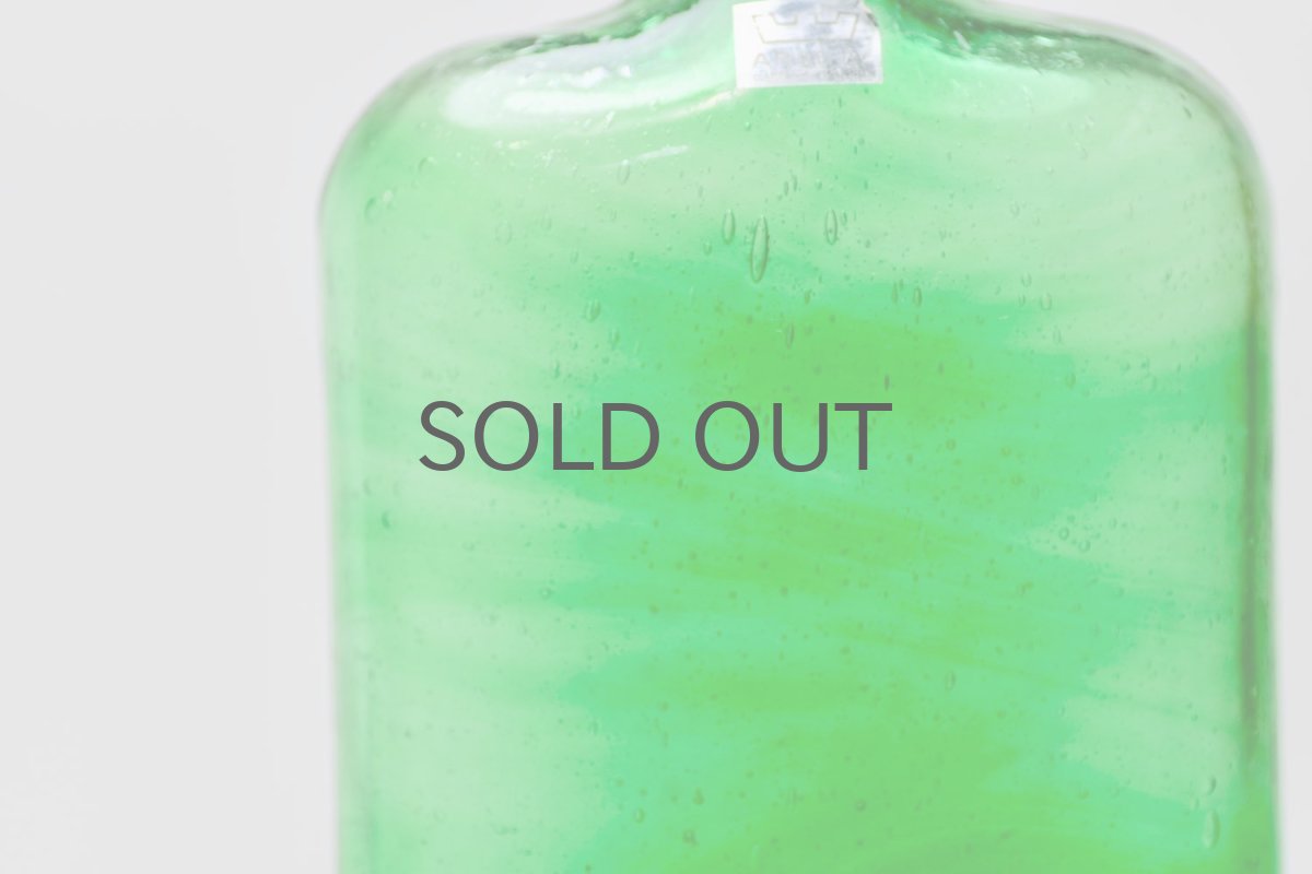 画像5: 北欧アートガラス/ビンテージガラス/Oiva Toikka/オイバ・トイッカ/Nuutajarvi/ヌータヤルヴィ/Puteli/プテリボトル/Lサイズグリーン (5)