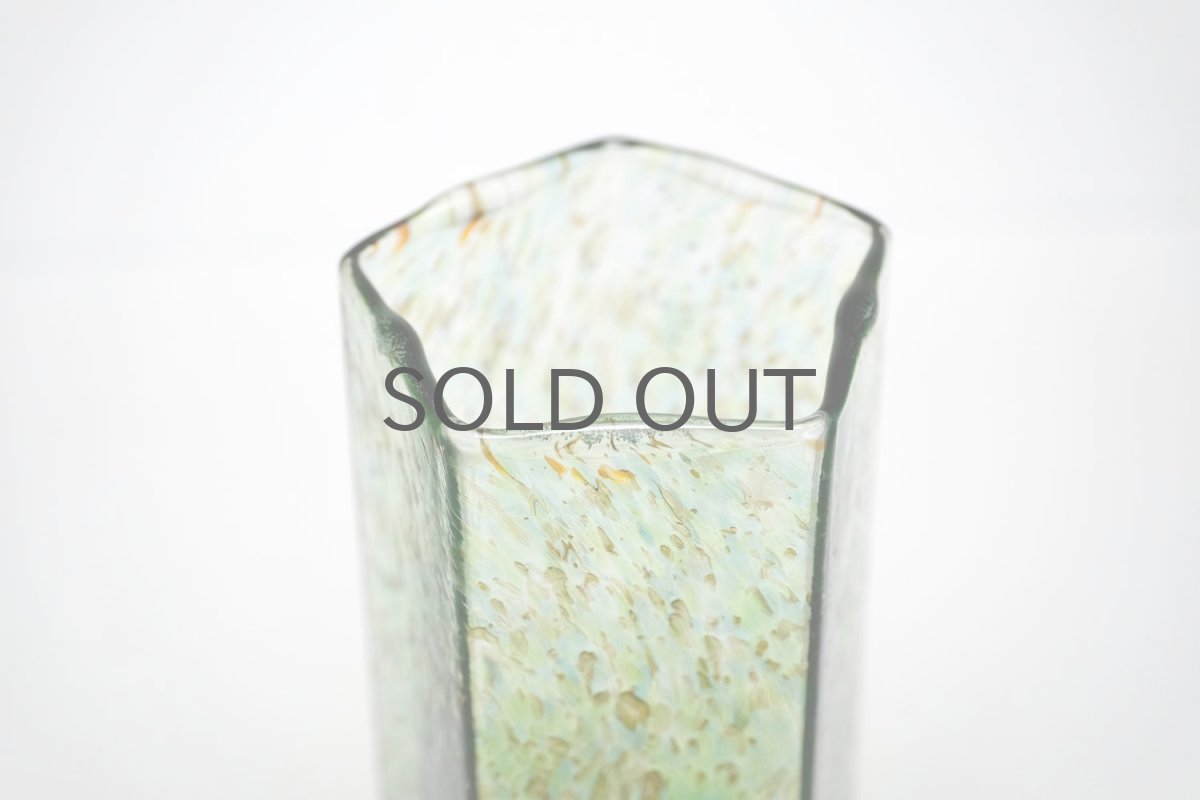 画像2: 北欧アートガラス/ビンテージガラス/Oiva Toikka/オイバ・トイッカ/Nuutajarvi/ヌータヤルヴィ/1977年/アートオブジェクト/TAHITI/vase 813/タヒチベース/Mサイズ (2)