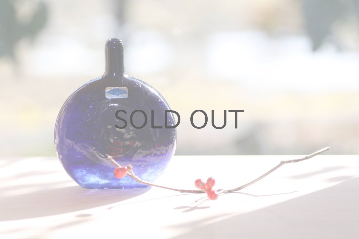 画像6: 北欧ガラス/Oiva Toikka/オイバ・トイッカ/Nuutajarvi/ヌータヤルヴィ/MANSIKKAPAIKKA/一輪挿し/ネイビー/Sサイズ (6)