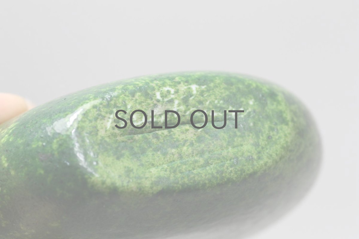 画像5: 北欧ガラス/Oiva Toikka/オイバ・トイッカ/Nuutajarvi/ヌータヤルヴィ/MANSIKKAPAIKKA/一輪挿し/グリーン/Sサイズ (5)