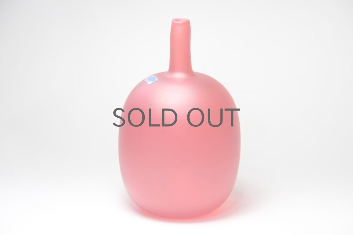 画像3: 北欧ガラス/Oiva Toikka/オイバ・トイッカ/Nuutajarvi/ニュータルヤルヴィ/MANSIKKAPAIKKA/一輪挿し/レッド (3)