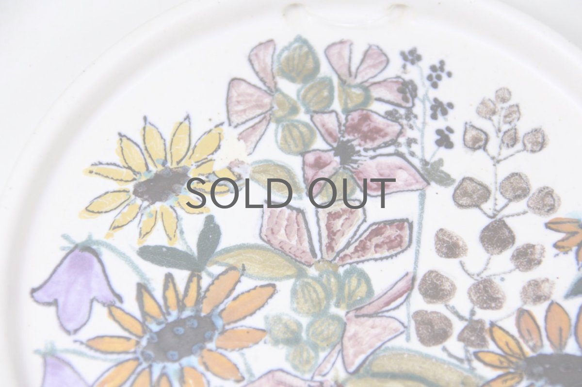 画像2: 北欧アンティーク/kupittaan savi/クッピターン・サヴィ/小さな陶板/野花 (2)