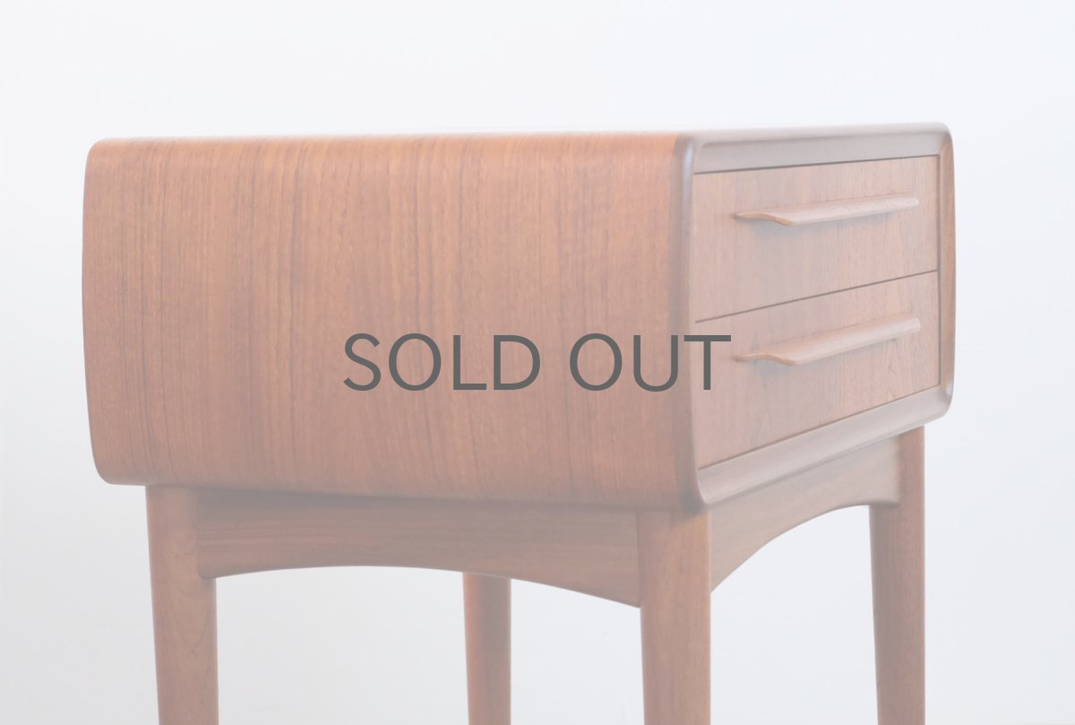 画像3: ビンテージ北欧家具/デンマーク製/Johannes Andersen/ヨハネス・アンダーセン/スモールチェスト/チーク (3)