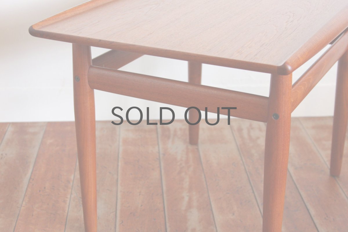 画像4: 北欧家具　Grete Jalk チーク　サイドテーブル  (4)