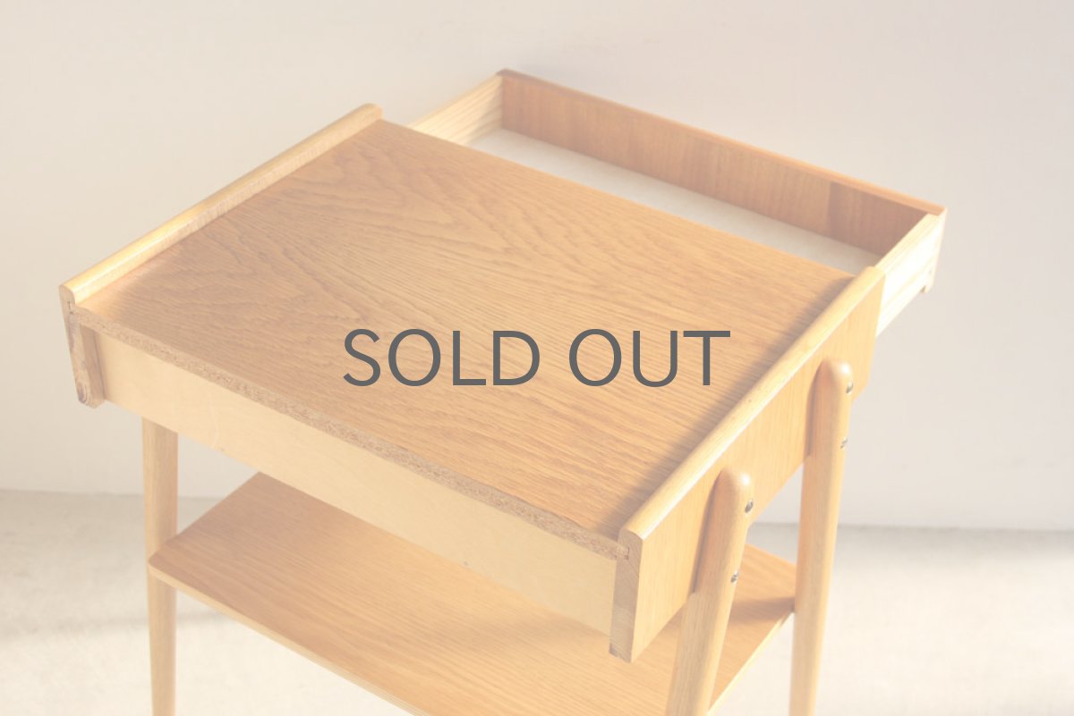 画像5: 北欧ビンテージ家具/スウェーデン チーク ベッドサイドテーブル No.2 (5)