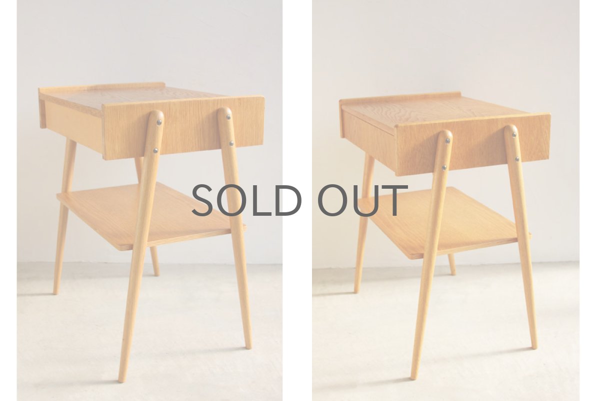 画像2: 北欧ビンテージ家具/スウェーデン チーク ベッドサイドテーブル No.2 (2)
