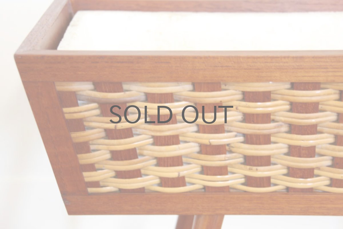 画像4: 北欧ヴィンテージ/デンマーク チークプランター×ラタン (4)