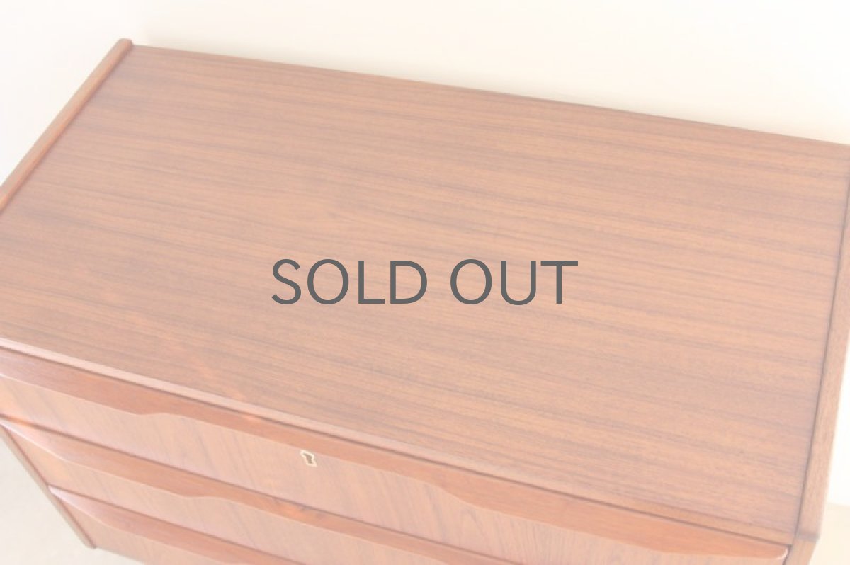 画像2: 北欧ビンテージ家具/デンマーク チェスト 3段 (2)