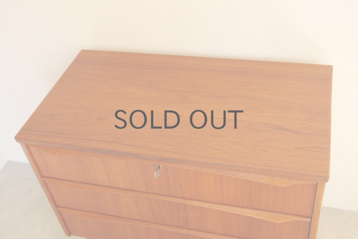 画像2: 北欧ビンテージ家具/デンマーク　チェスト　3段　No.1 (2)