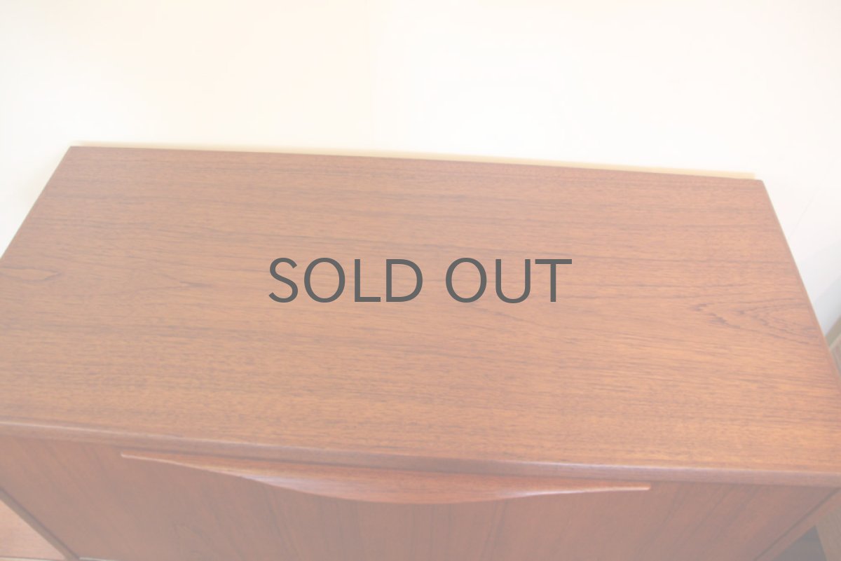 画像3: 北欧ビンテージ家具/デンマーク Laby Mobler社製 ミニキャビネット チーク  (3)