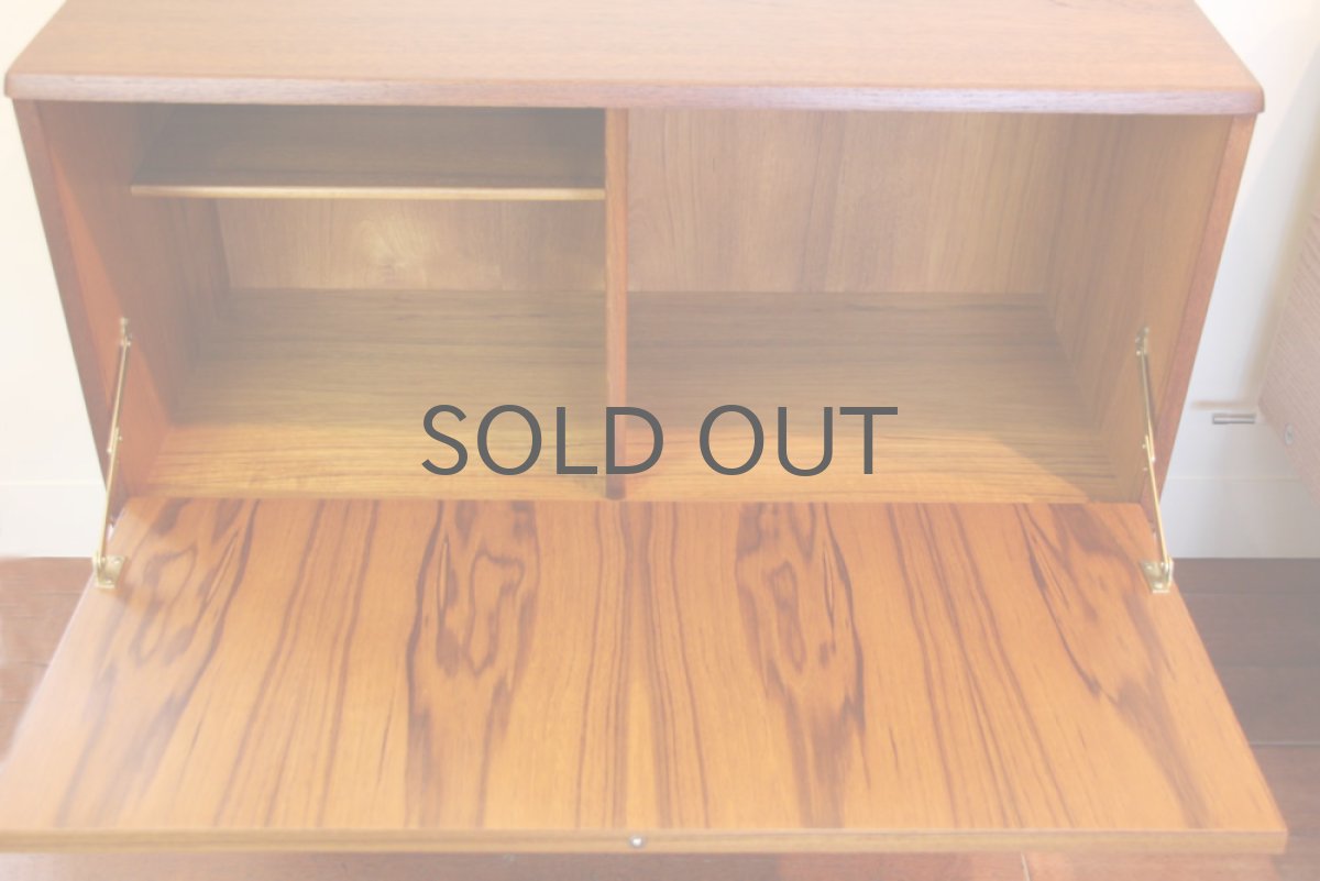 画像4: 北欧ビンテージ家具/デンマーク Laby Mobler社製 ミニキャビネット チーク  (4)