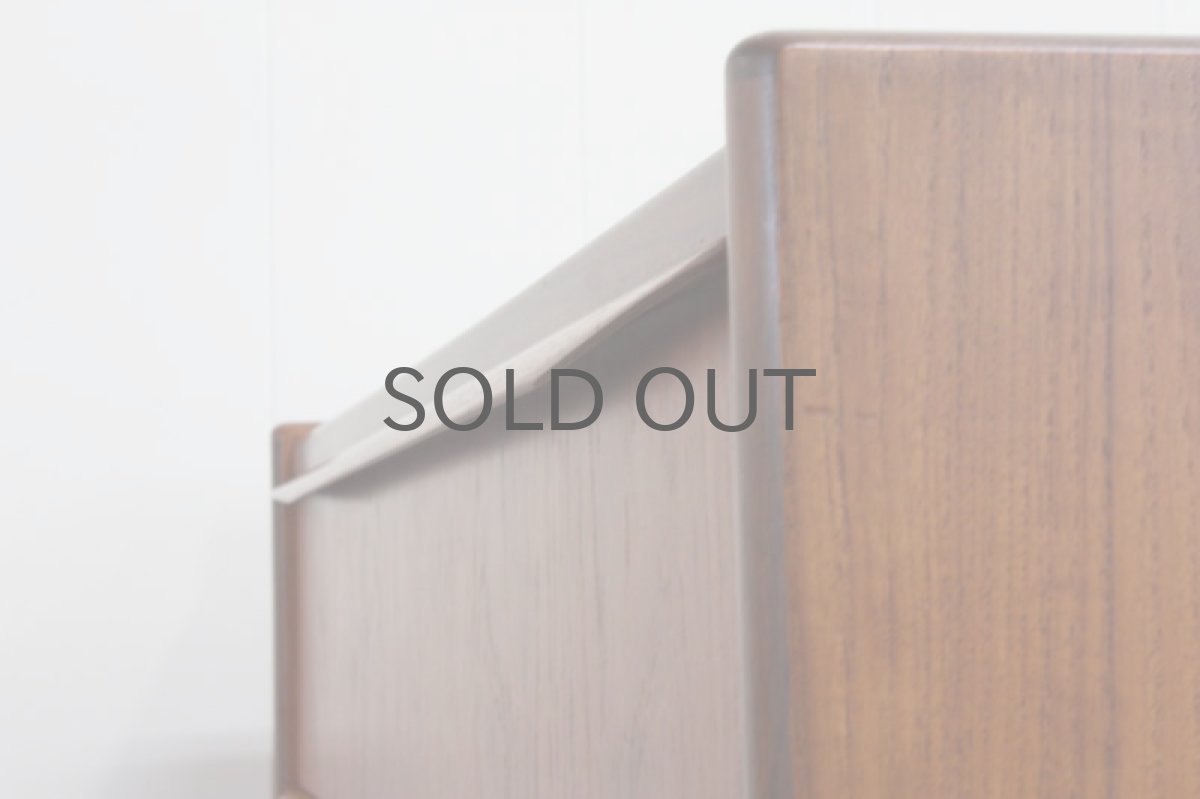 画像4: 北欧ヴィンテージ/デンマーク 4段 チークチェスト  (4)