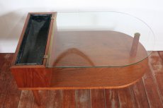 画像3: 北欧家具/デンマーク製　チーク×ガラス　プランター付きコーヒーテーブル　 (3)