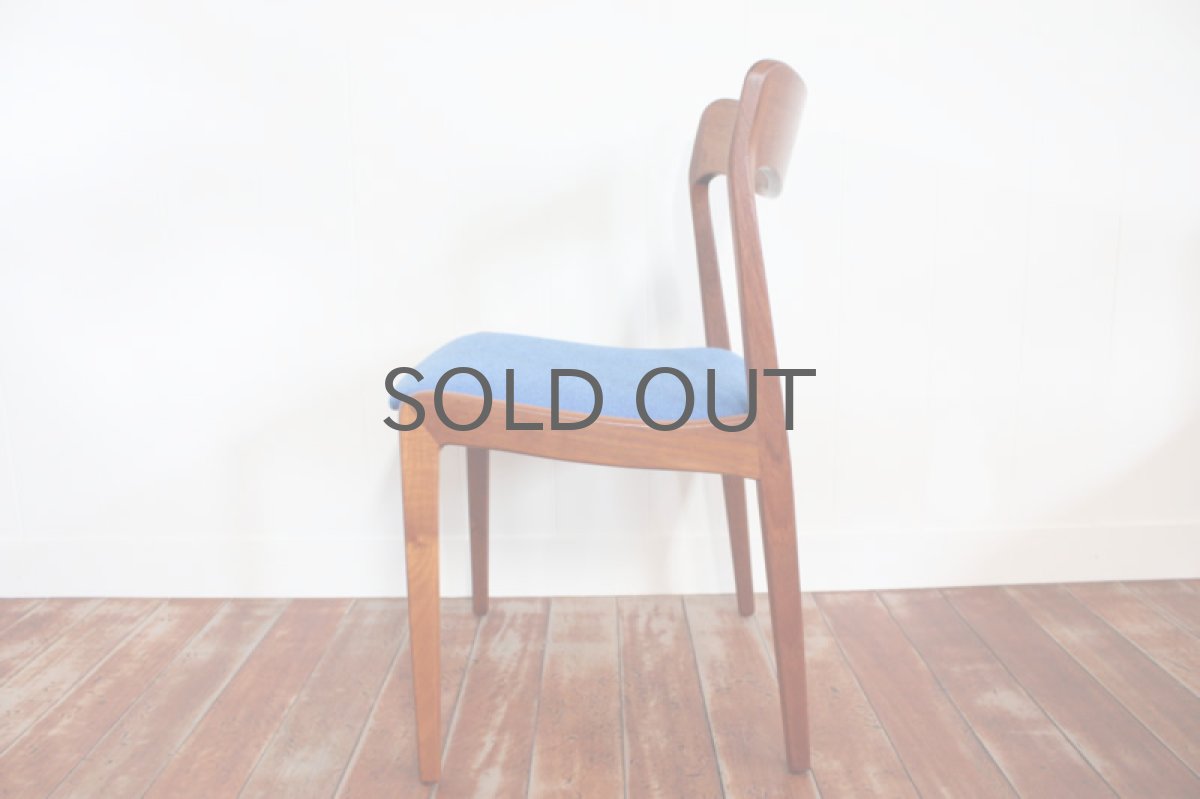 画像3: 北欧ヴィンテージ/デンマーク製  ダイニングチェア チーク×ブルー (3)