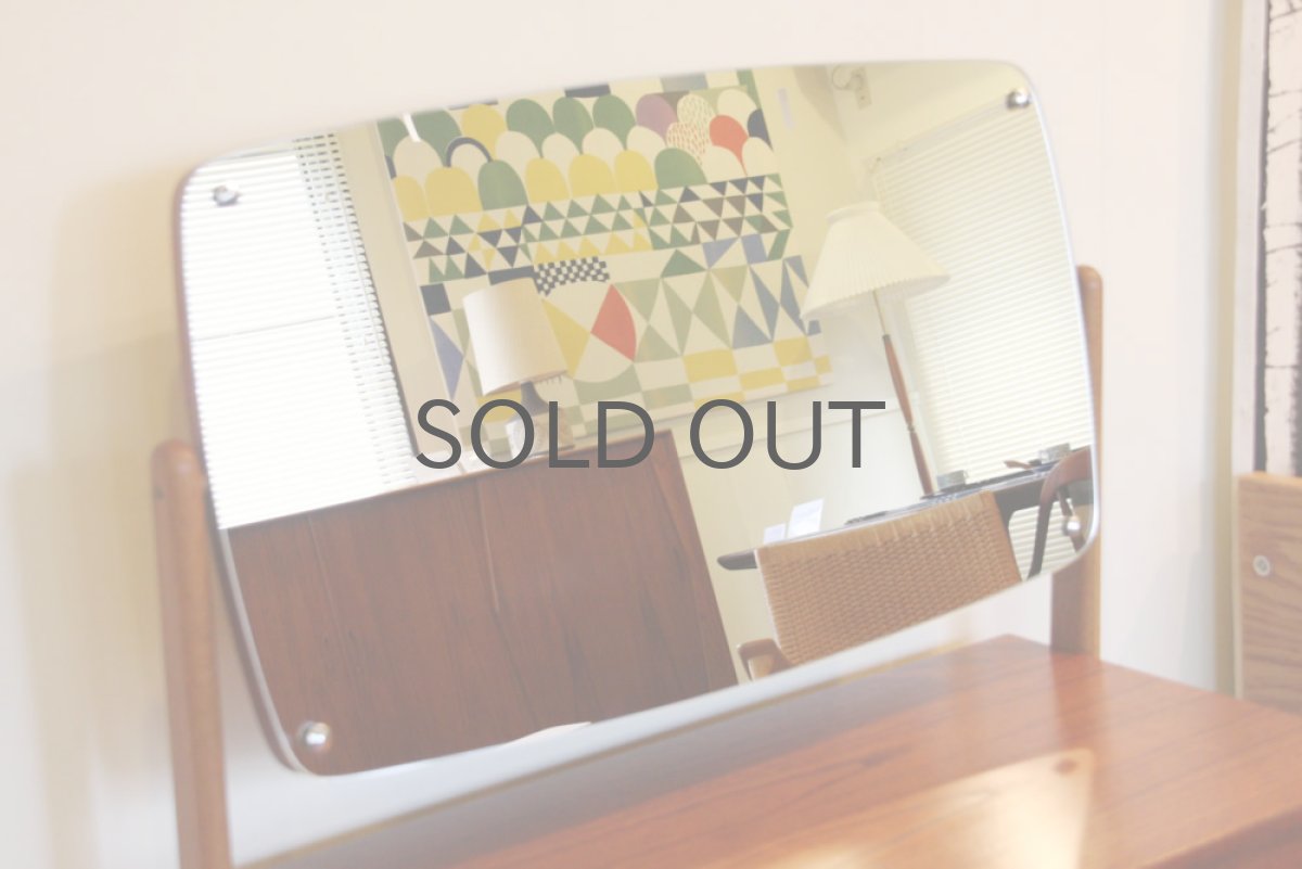 画像2: 北欧ヴィンテージ/デンマーク製 チーク×オーク ドレッサー 鏡 (2)