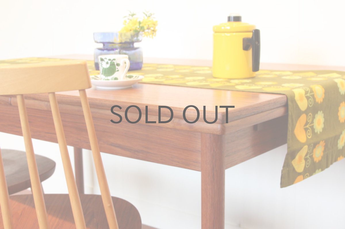 画像2: 北欧ヴィンテージ/デンマーク製  ダイニング テーブル  (2)
