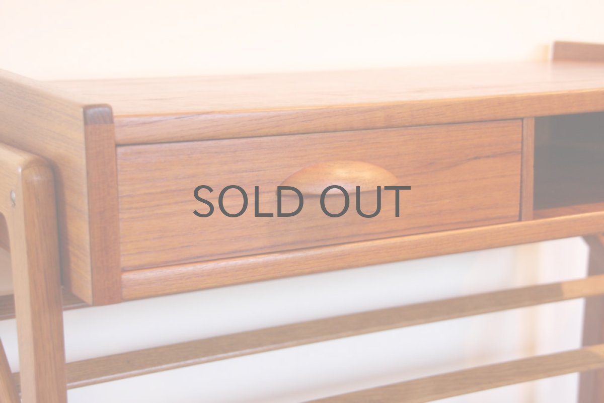 画像5: 北欧ヴィンテージ/デンマーク製 チーク マガジンラックチェスト (5)