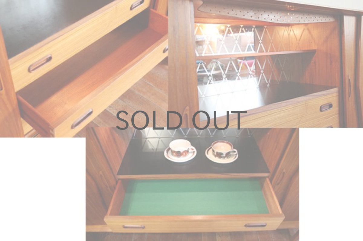 画像4: 北欧家具ビンテージ デンマーク製 チークサイドボード (4)