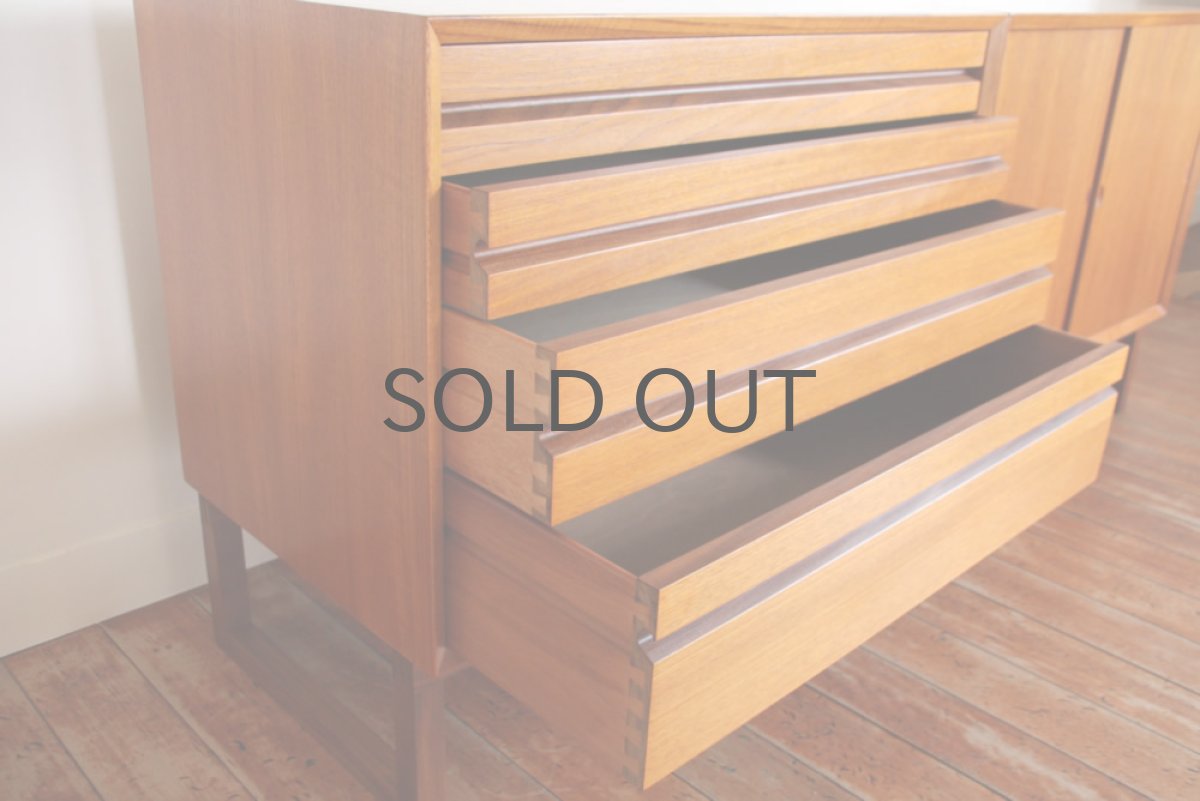 画像3: 北欧ビンテージ家具/デンマーク チーク キャビネット (3)