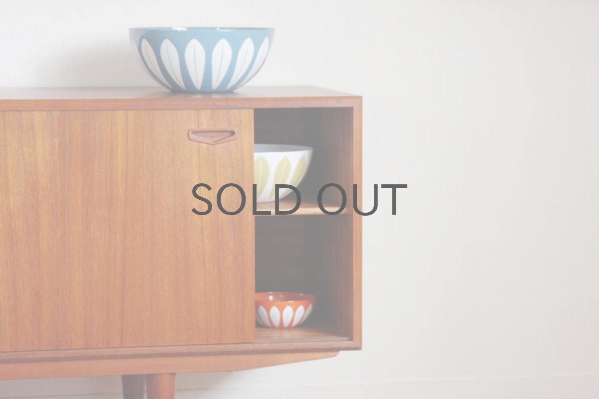 画像3: 北欧家具ビンテージ デンマーク製 チークローサイドボードClausen&Son社製 (3)