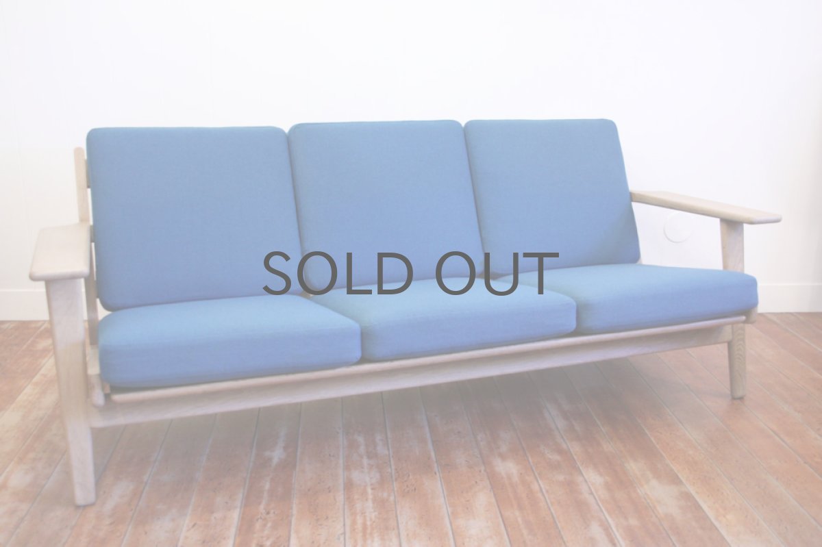 画像1: Hans j Wegnerハンス J ウェグナー　GE290　3人掛けソファー　オーク　お好みのカラーでファブリックを張り替えます　張り替え代込 (1)
