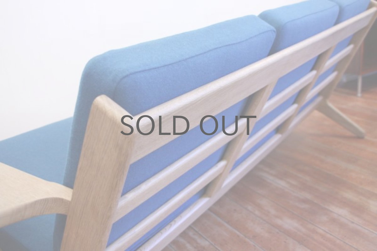画像4: Hans j Wegnerハンス J ウェグナー GE290 3人掛けソファー オーク お好みのカラーでファブリックを張り替えます 張り替え代込 (4)