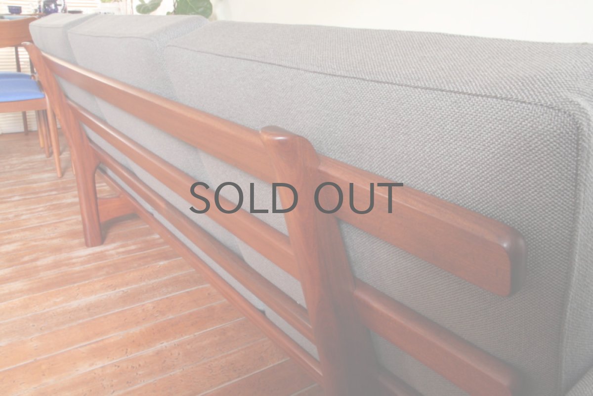 画像3: 北欧家具/Hans j Wegnerハンス J ウェグナー ソファー GE236 (3)