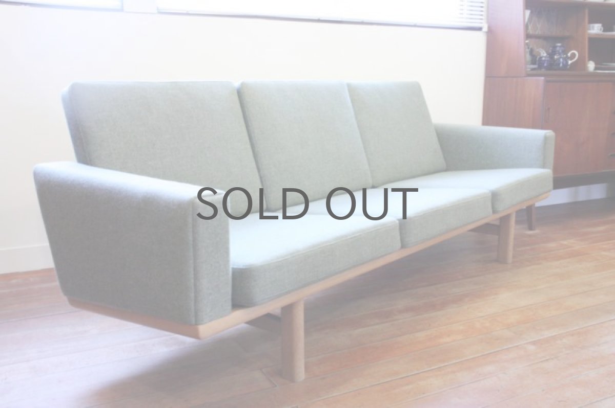画像1: 北欧ビンテージ家具/Hans j Wegnerハンス J ウェグナー ソファー　GE236　オーク　張り替え代込 (1)
