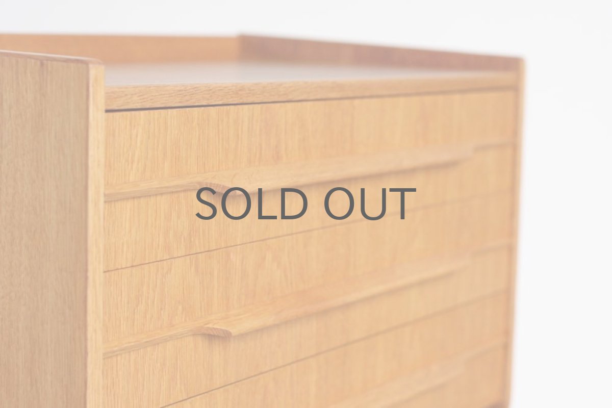 画像4: 北欧ビンテージ家具/デンマーク製/チェスト/オーク３段   (4)