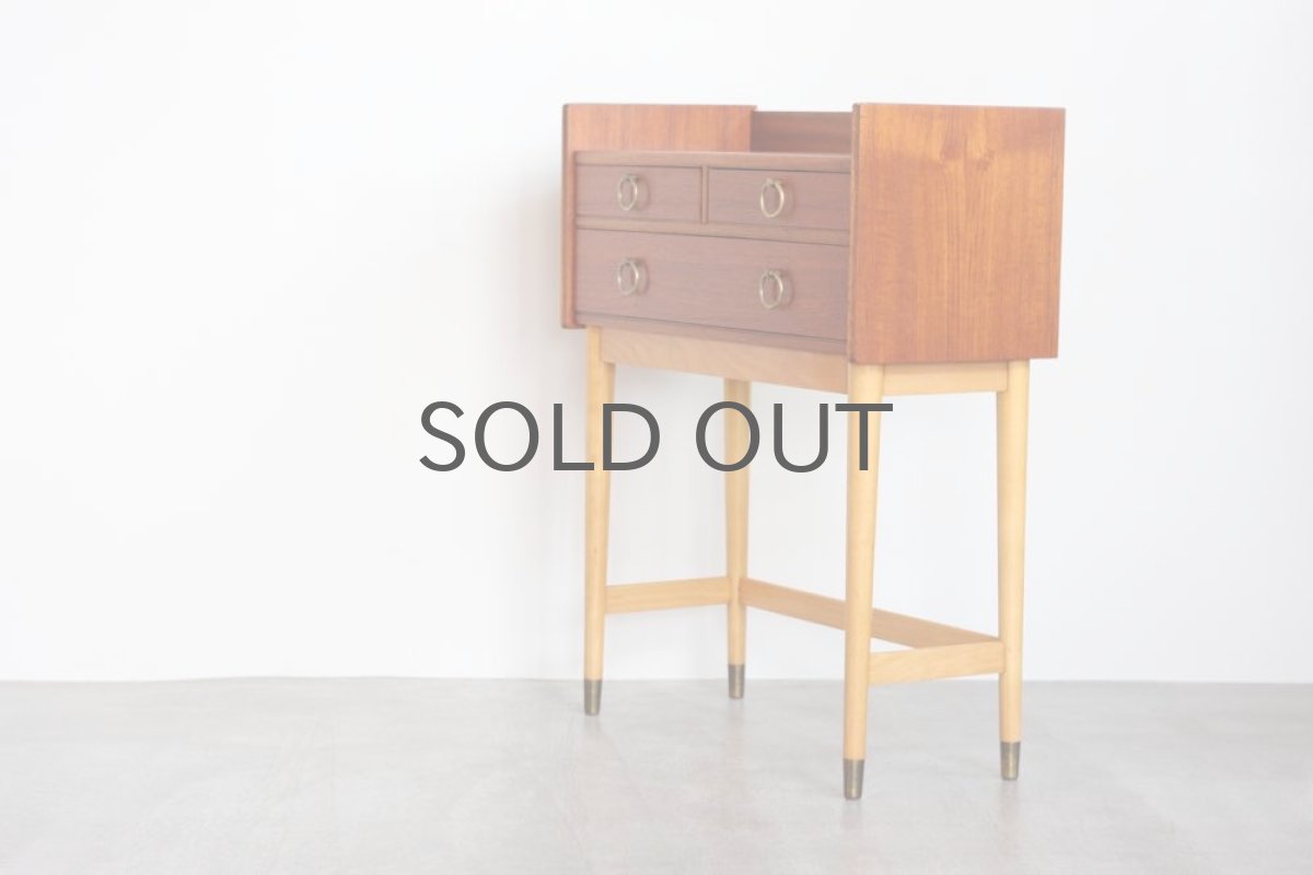 画像3: 北欧ビンテージ家具／デンマーク製／チェスト／チーク／真鍮リングハンドル (3)