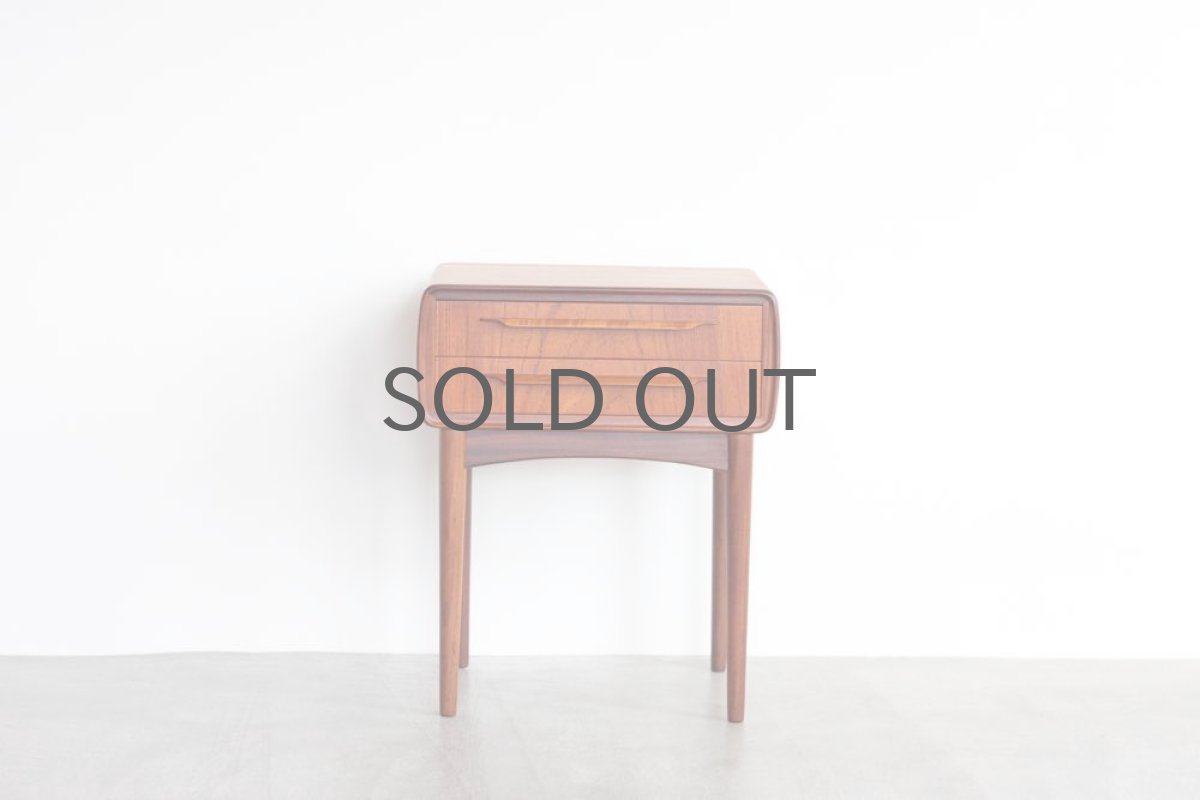 画像2: ビンテージ北欧家具／デンマーク製／Johannes Andersen ／ヨハネス・アンダーセン／スモールチェスト／チーク (2)