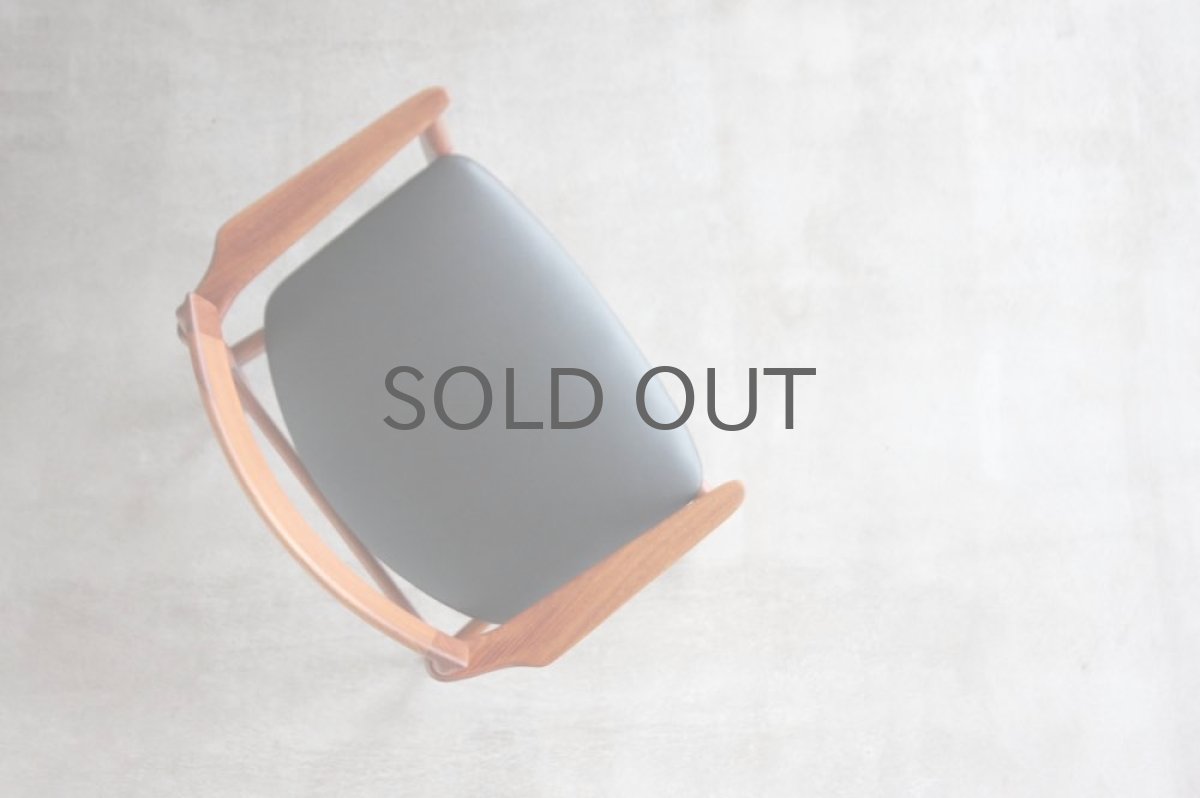 画像9: 北欧ビンテージ家具/デンマーク製/Henry Rosengren Hansen /カンファレンスチェア/チーク アーム付き (9)